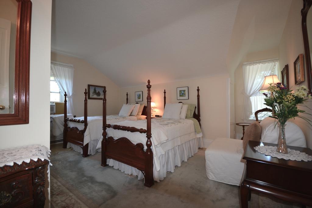 1842 Bed&Breakfast Saint Jacobs Zimmer foto